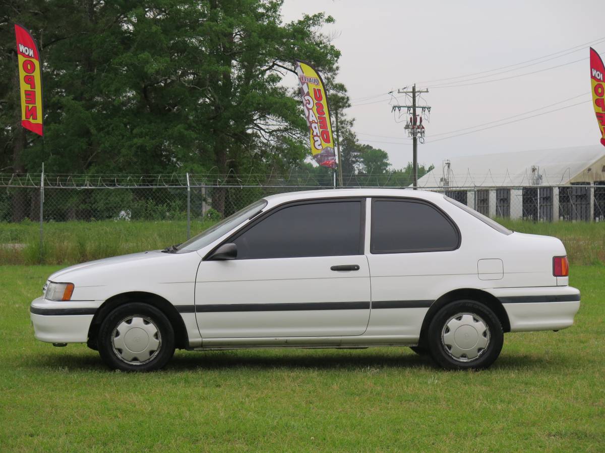Toyota-tercel-1992-white-28