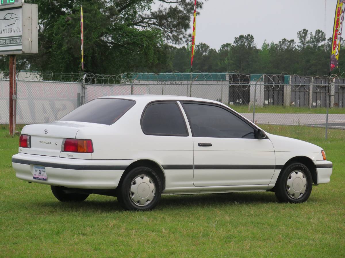 Toyota-tercel-1992-white-31