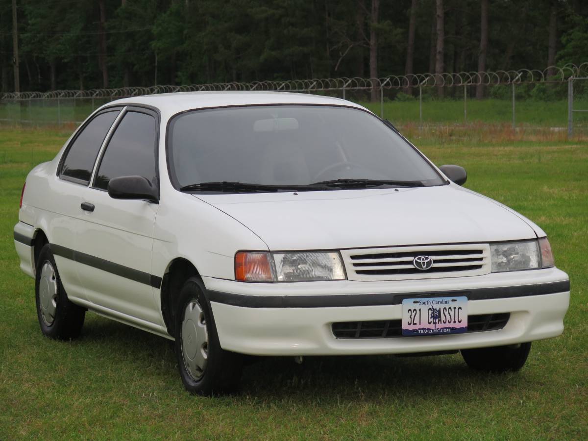 Toyota-tercel-1992-white-33