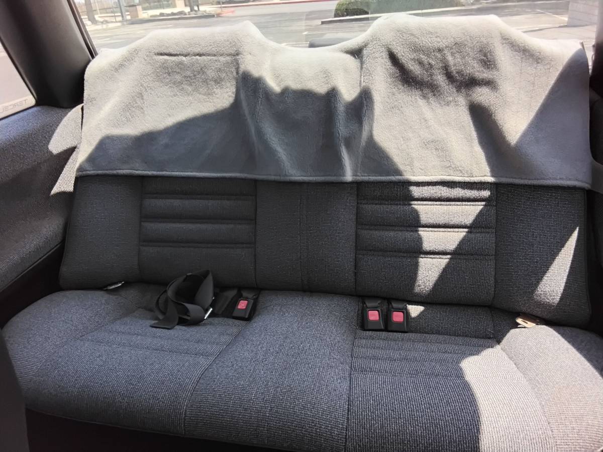 Toyota-tercel-dx-1987-white-4