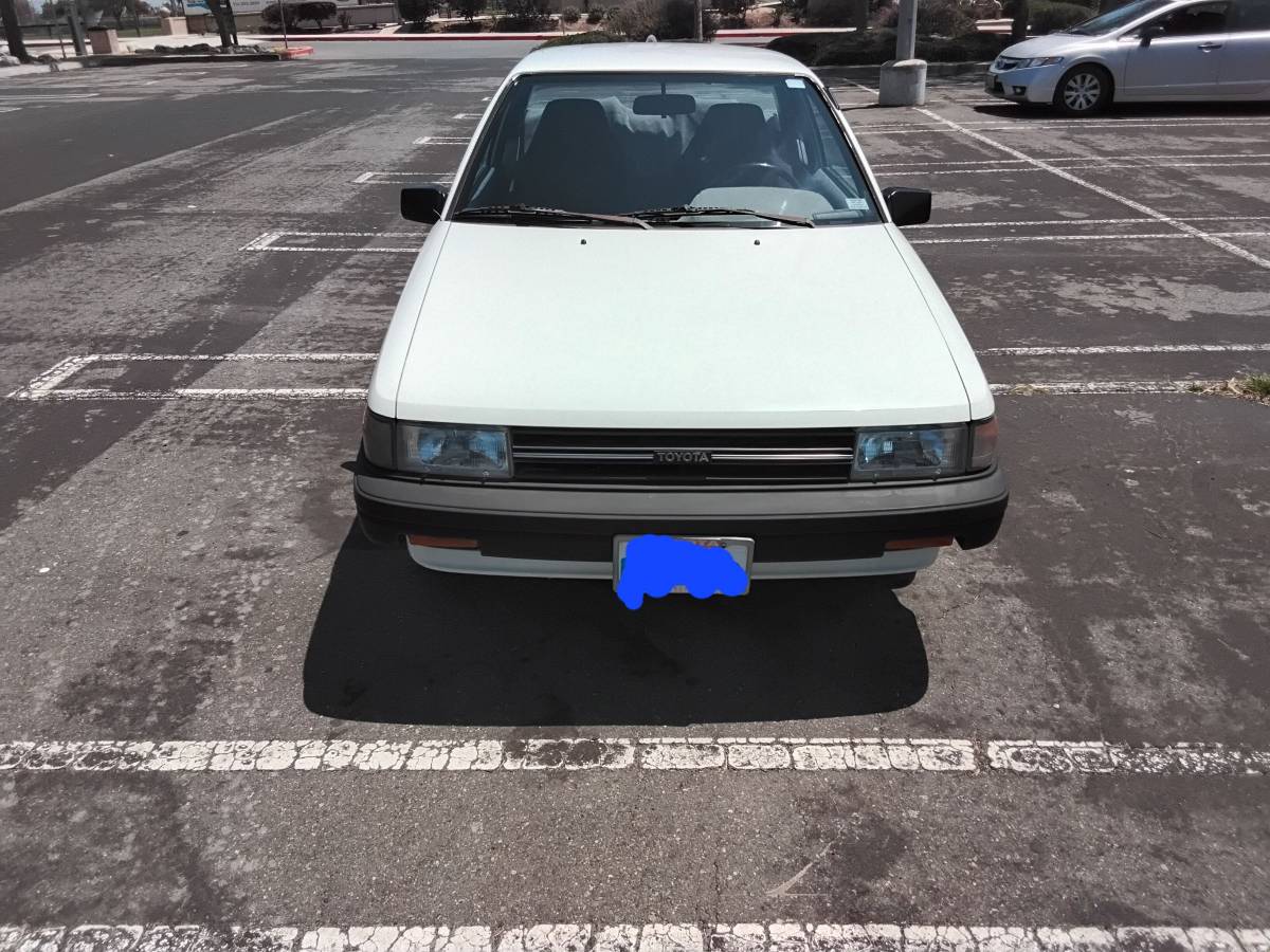 Toyota-tercel-dx-1987-white