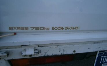 Toyota-townace-1995-white-11