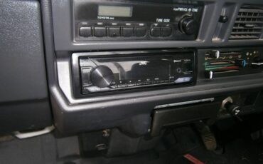 Toyota-townace-1995-white-6