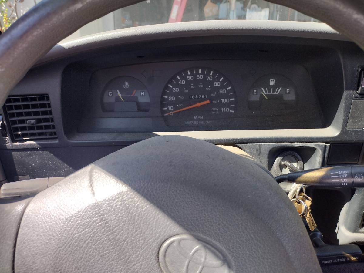Toyota-truck-1994-red-5