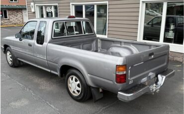 Toyota-xtra-cab-dx-pickup-1994-silver-27
