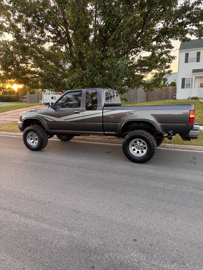 Toyota-xtracab-pickup-1989-1