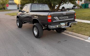 Toyota-xtracab-pickup-1989