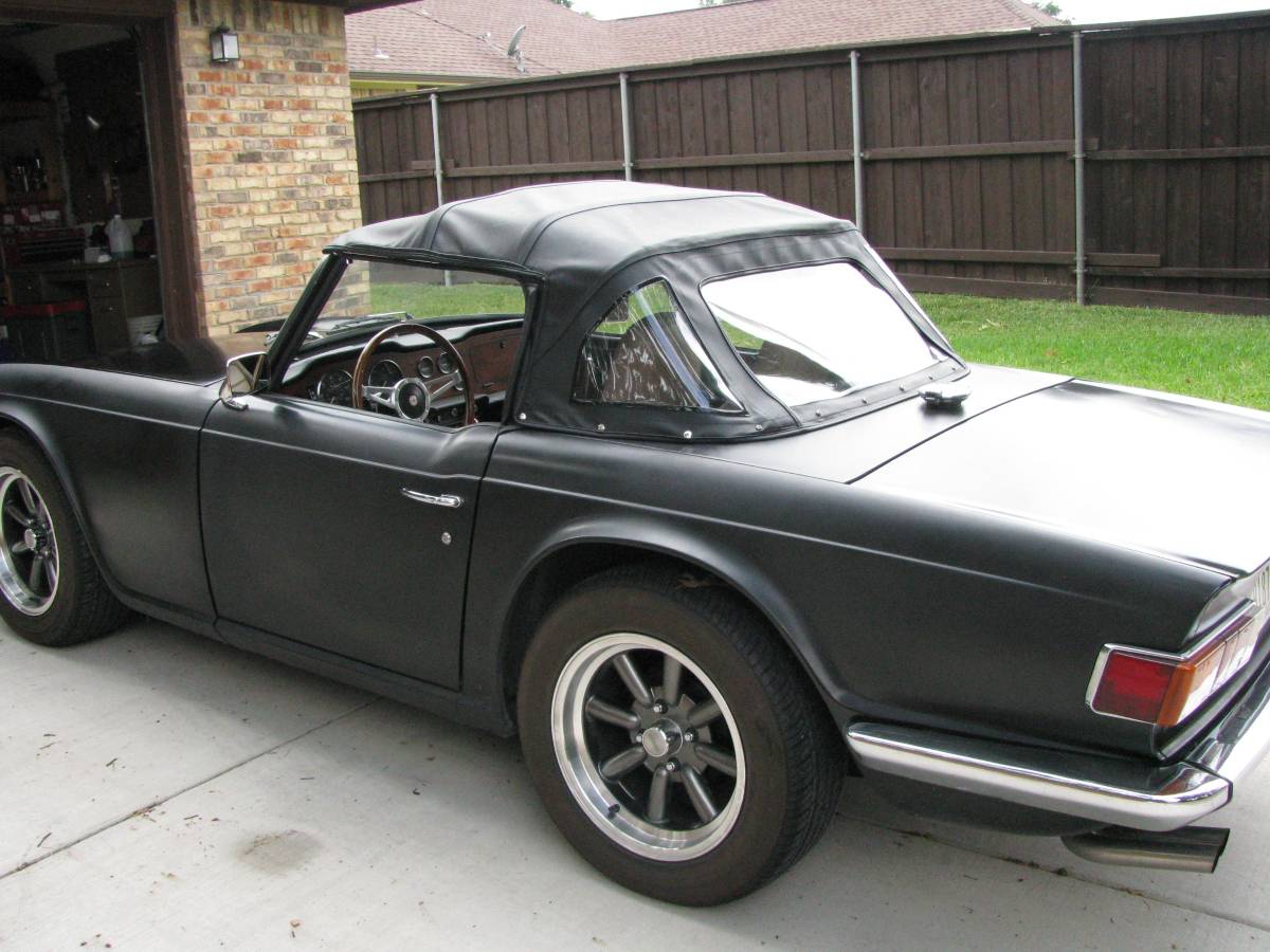 Triumph-1973-black-1