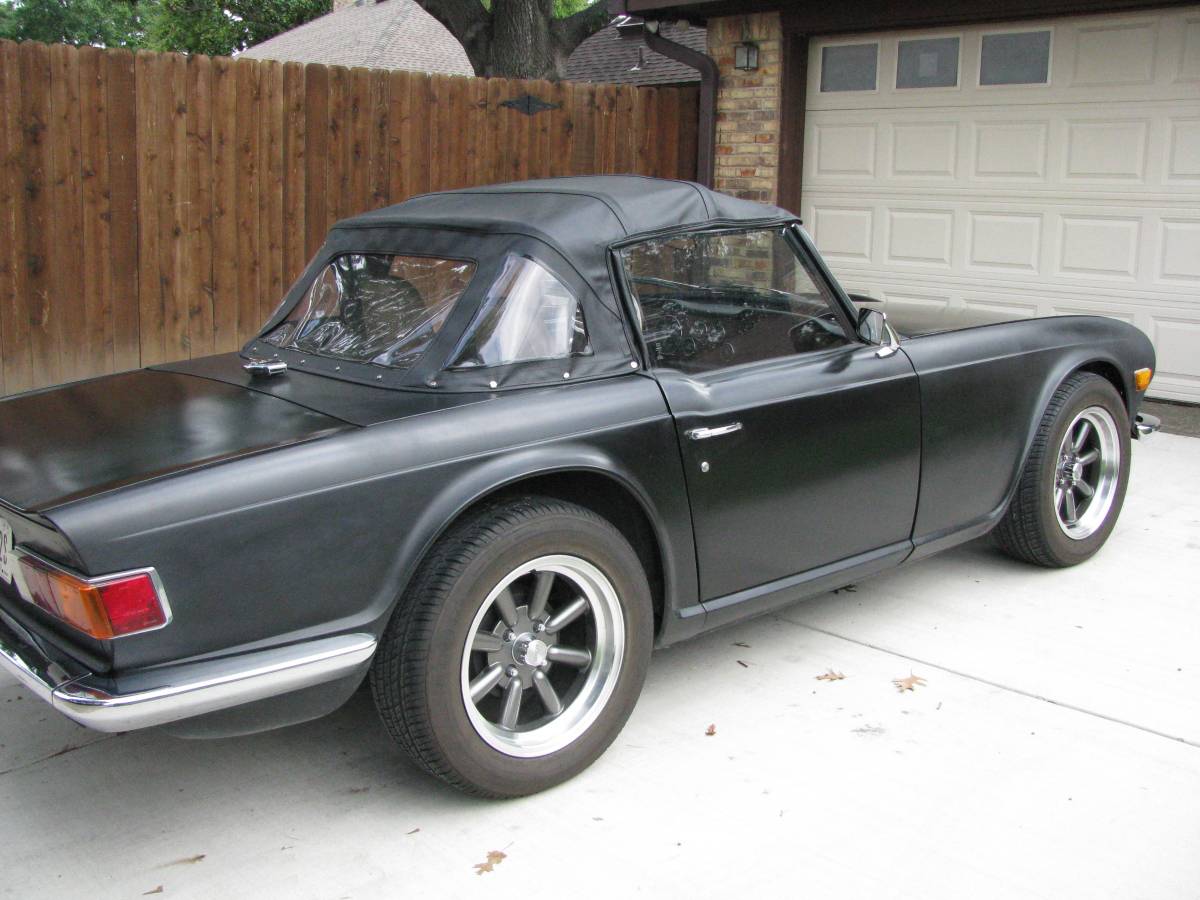 Triumph-1973-black-2