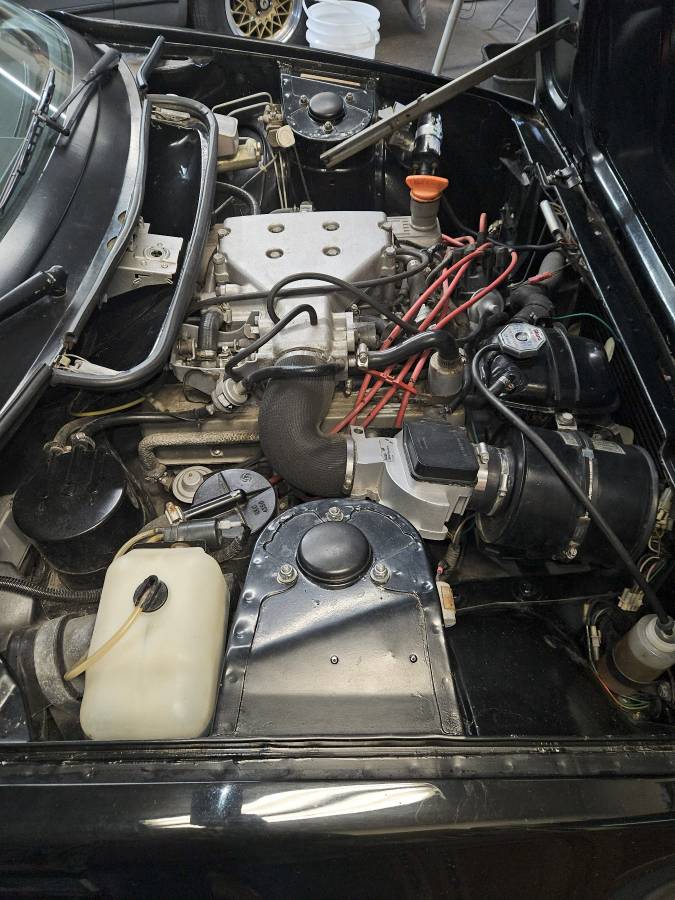 Triumph-1982-black-18