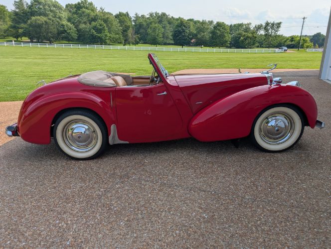 Triumph-2000-1949-13