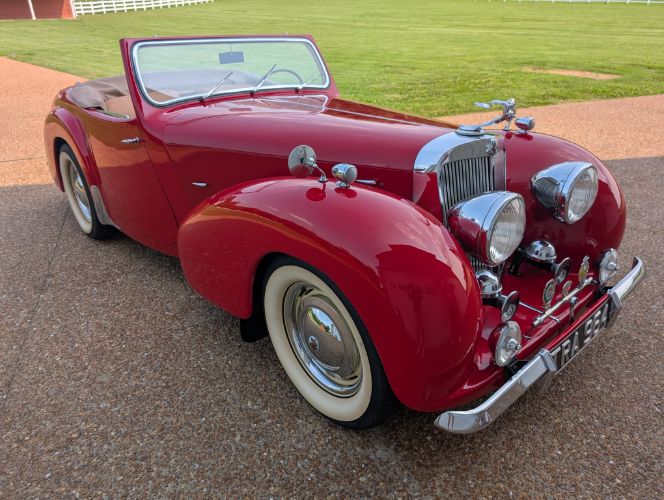 Triumph-2000-1949-15