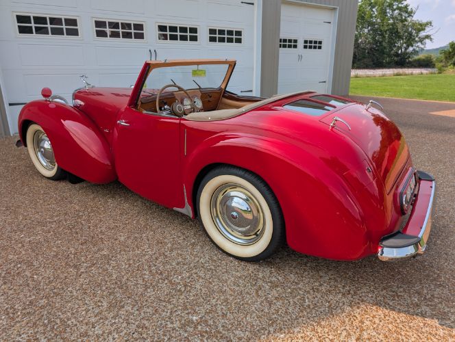 Triumph-2000-1949-3