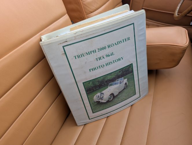 Triumph-2000-1949-37