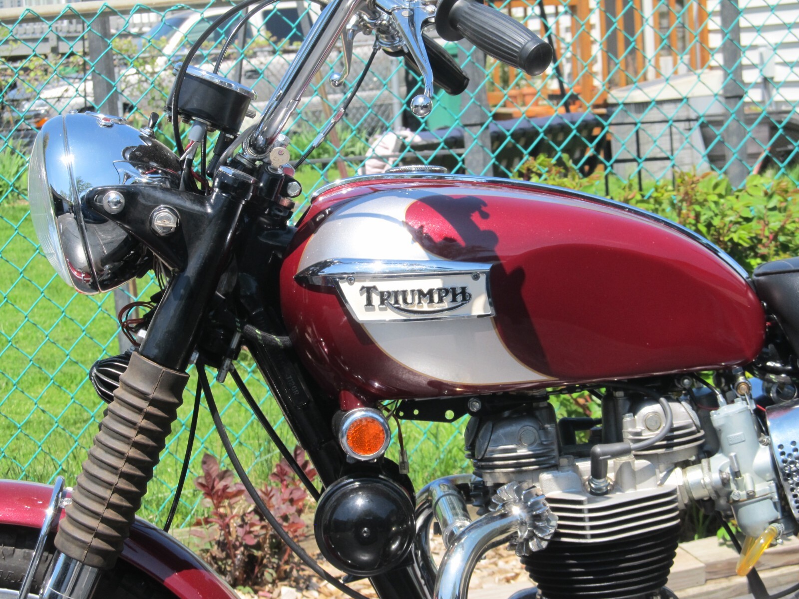 Triumph-Bonneville-1970-1