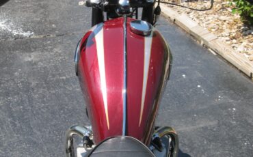 Triumph-Bonneville-1970-10