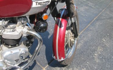 Triumph-Bonneville-1970-28