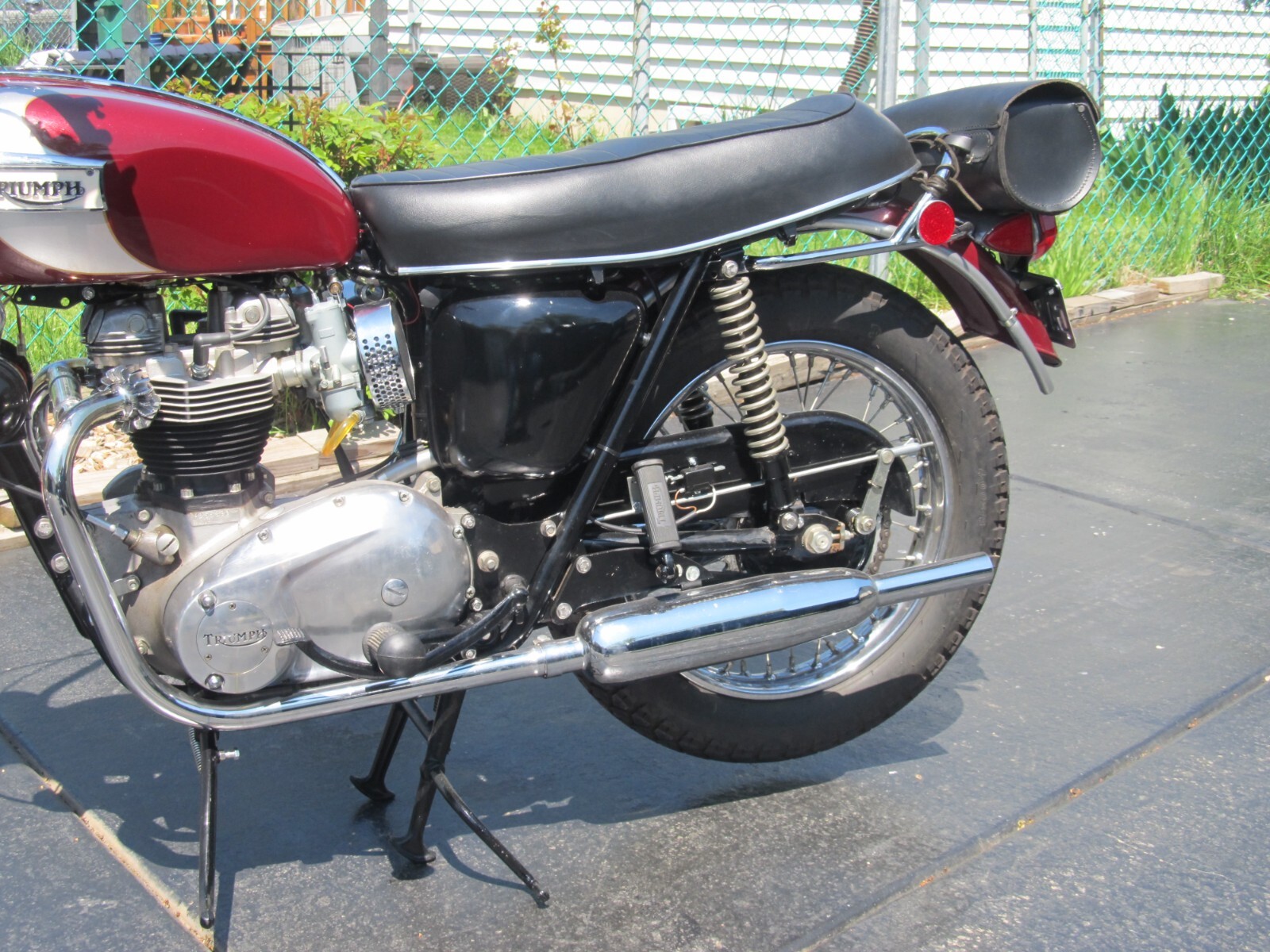 Triumph-Bonneville-1970-4