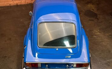 Triumph-GT6-1973-Coupe-10