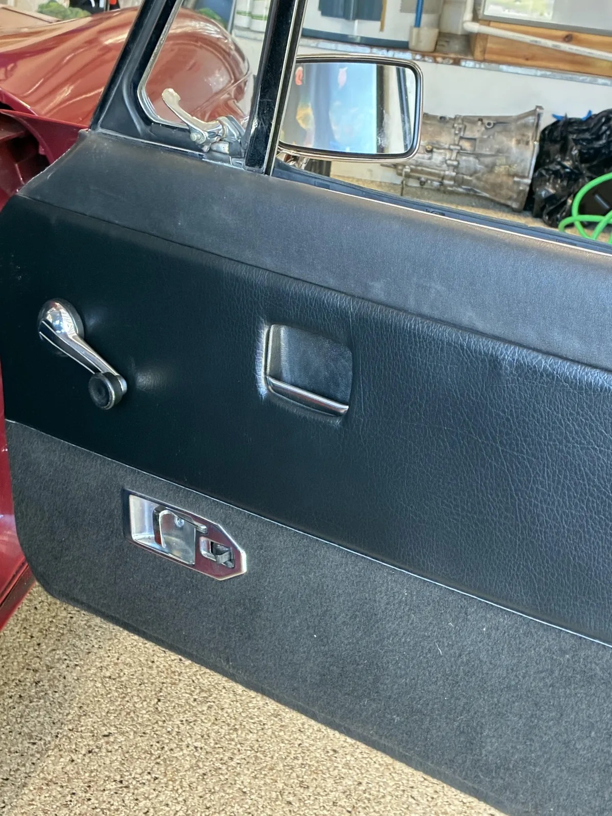 Triumph-Gt6-1971-Burgundy-Black-12