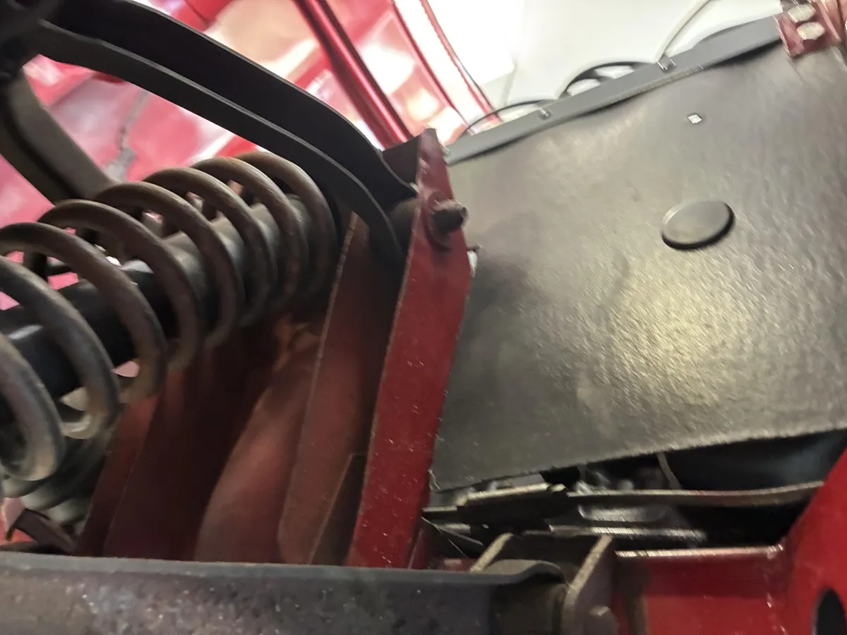 Triumph-Gt6-1971-Burgundy-Black-17