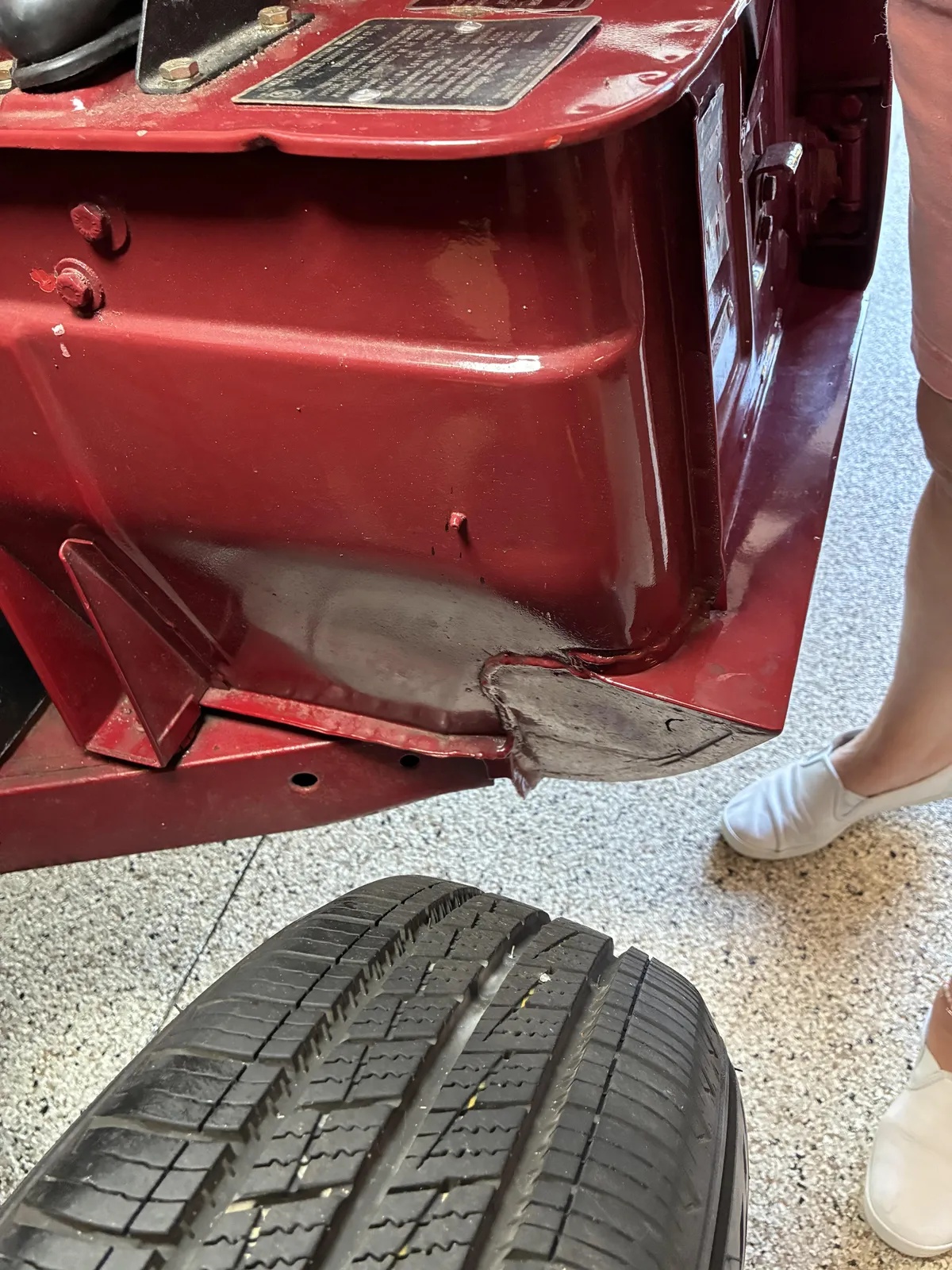 Triumph-Gt6-1971-Burgundy-Black-3