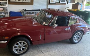 Triumph-Gt6-1971-Burgundy-Black