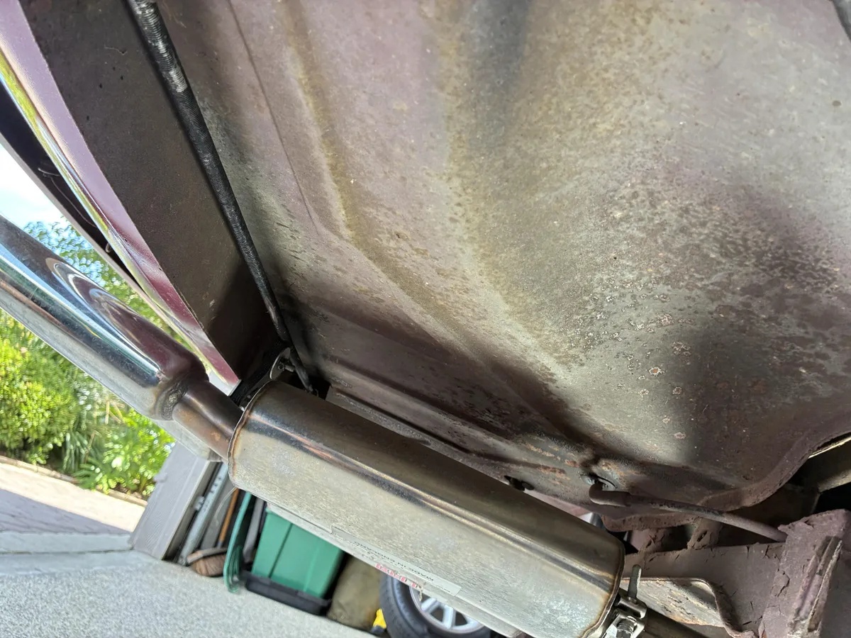 Triumph-Gt6-1971-Burgundy-Black-7