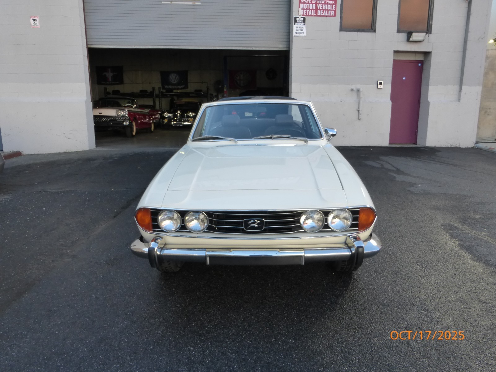 Triumph-Other-1973-Convertible-1