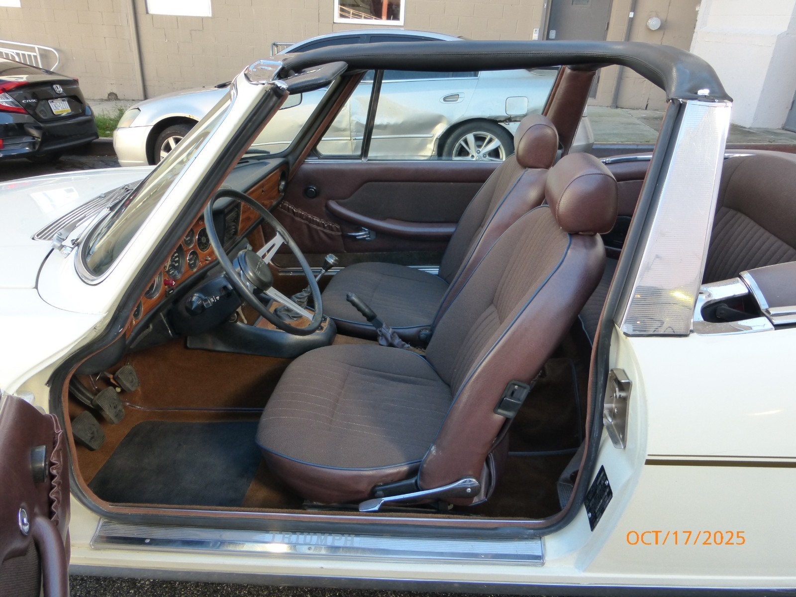 Triumph-Other-1973-Convertible-14