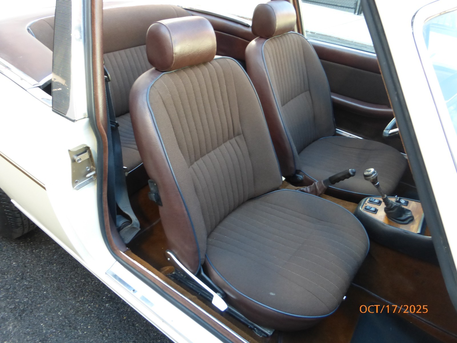 Triumph-Other-1973-Convertible-16