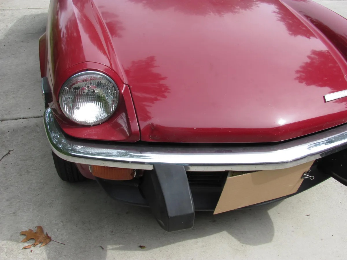 Triumph-Spitfire-1974-Carmine-Red-Tan-7