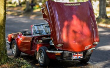 Triumph-Spitfire-1976-2
