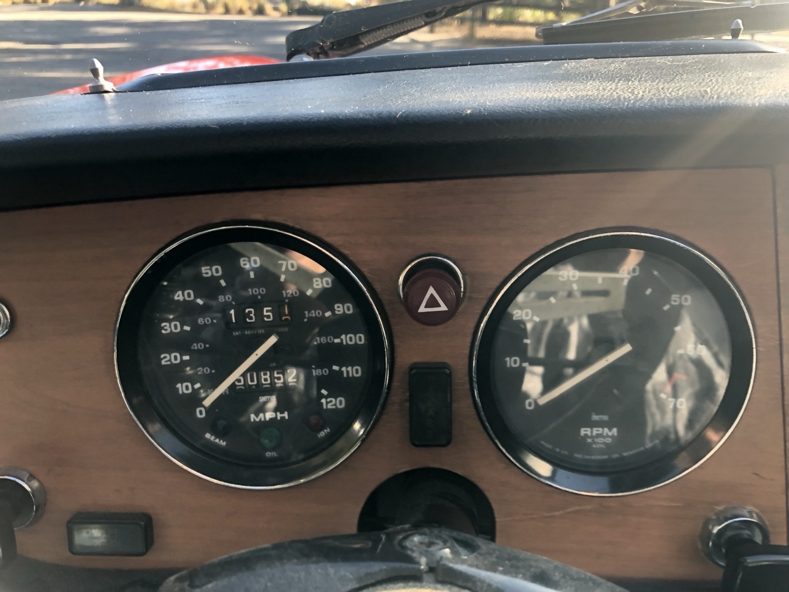 Triumph-Spitfire-1976-22