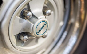 Triumph-Spitfire-1976-3