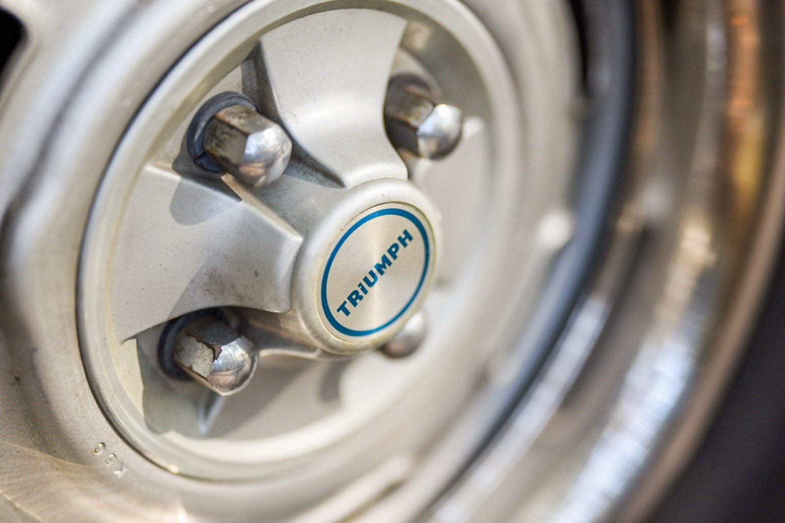 Triumph-Spitfire-1976-3