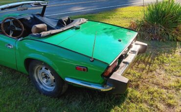 Triumph-Spitfire-1976-Java-Green-Beige-1