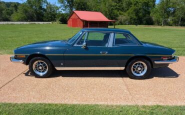 Triumph-Stag-1973-Black-Vinyl-13