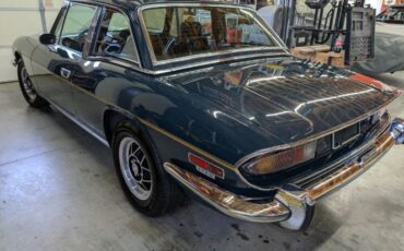 Triumph-Stag-1973-Black-Vinyl-2