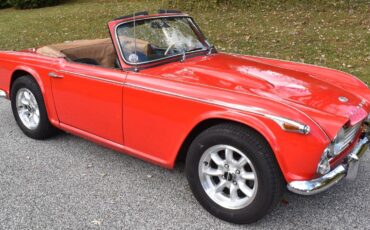 Triumph-TR-4A-1966-Convertible-1
