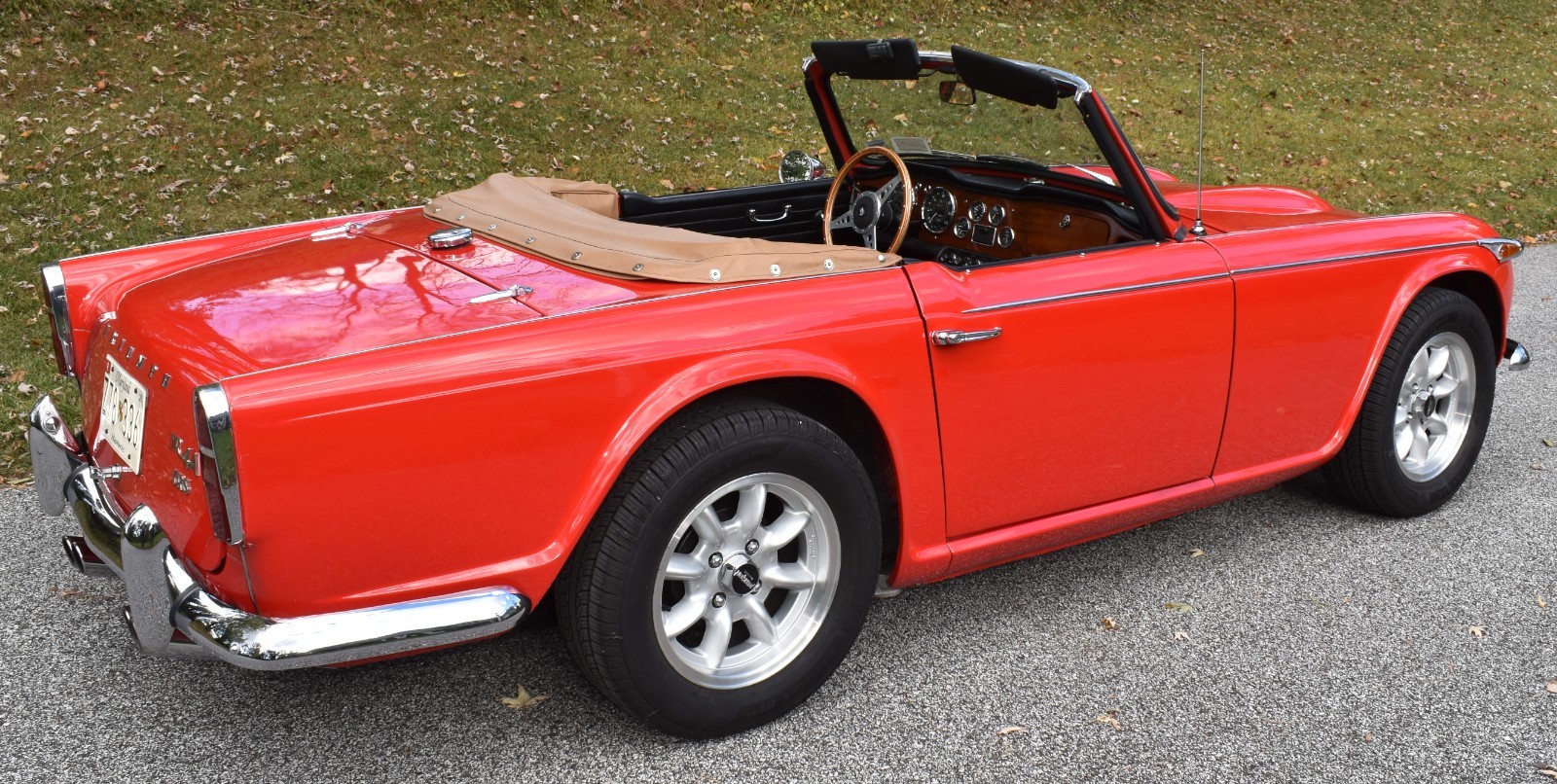 Triumph-TR-4A-1966-Convertible-10