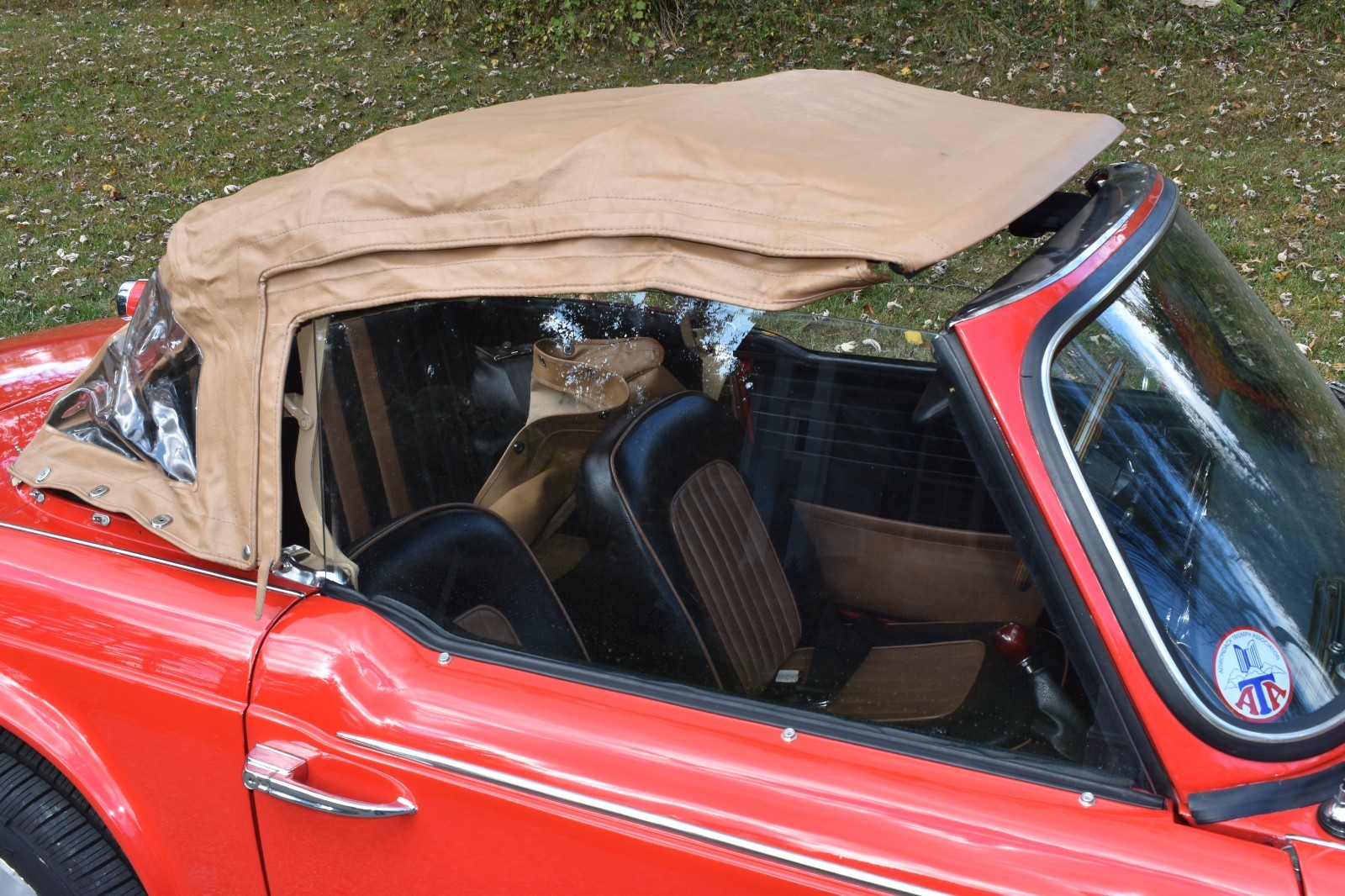Triumph-TR-4A-1966-Convertible-12