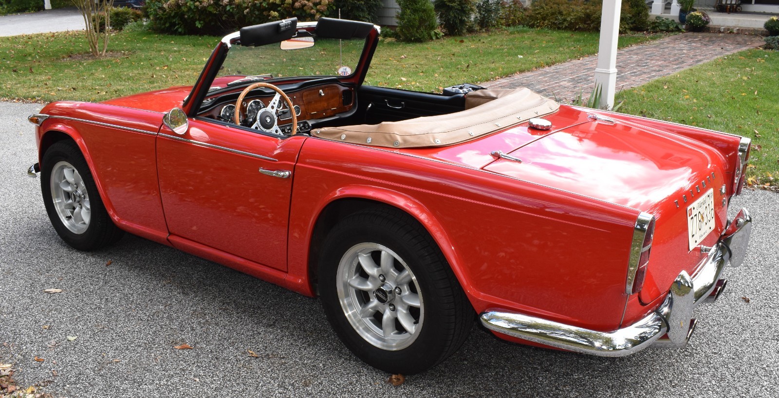 Triumph-TR-4A-1966-Convertible-6