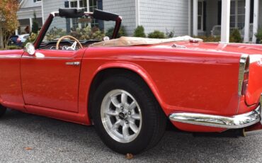 Triumph-TR-4A-1966-Convertible-7