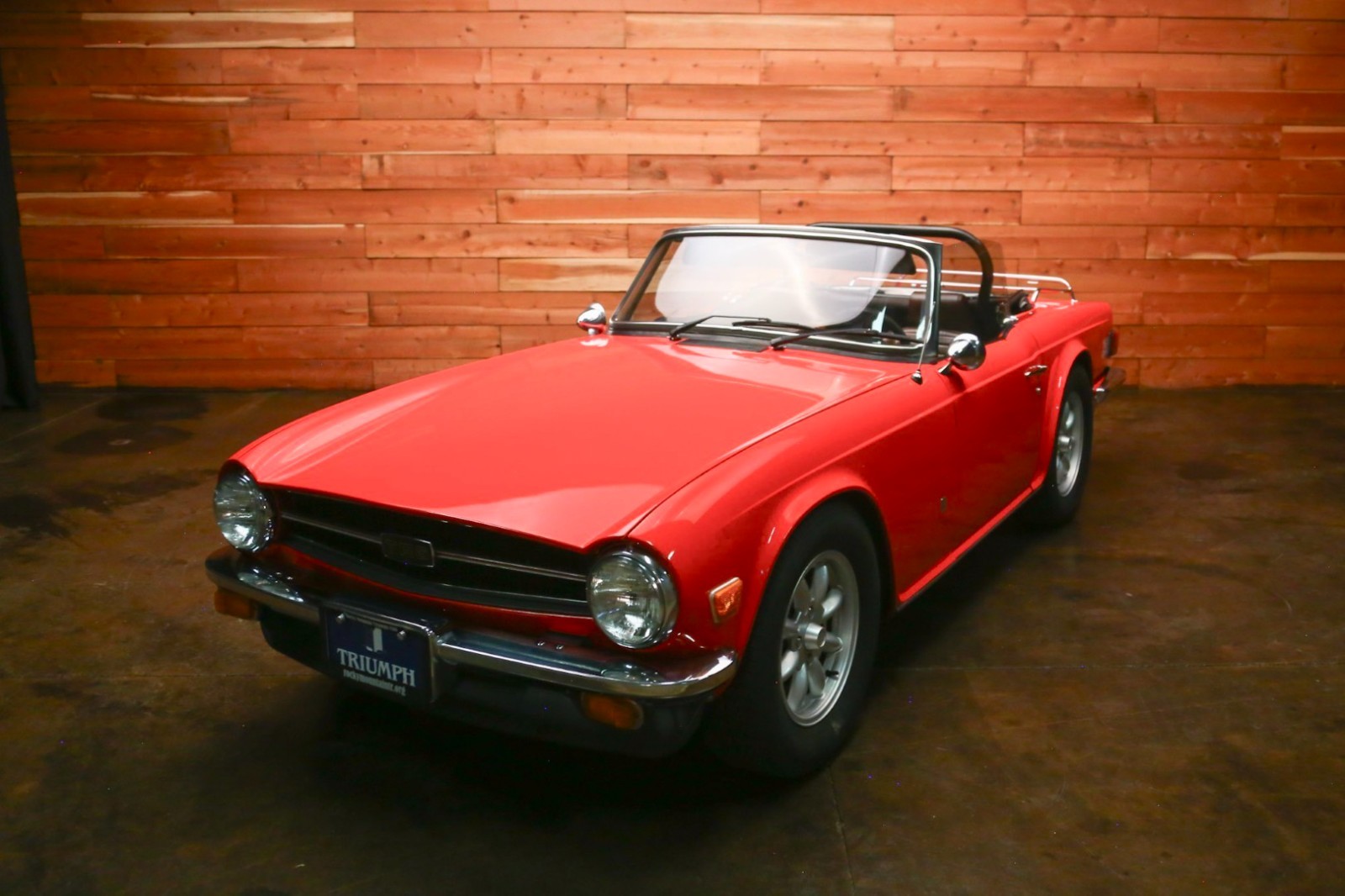 Triumph-TR-6-1976-1