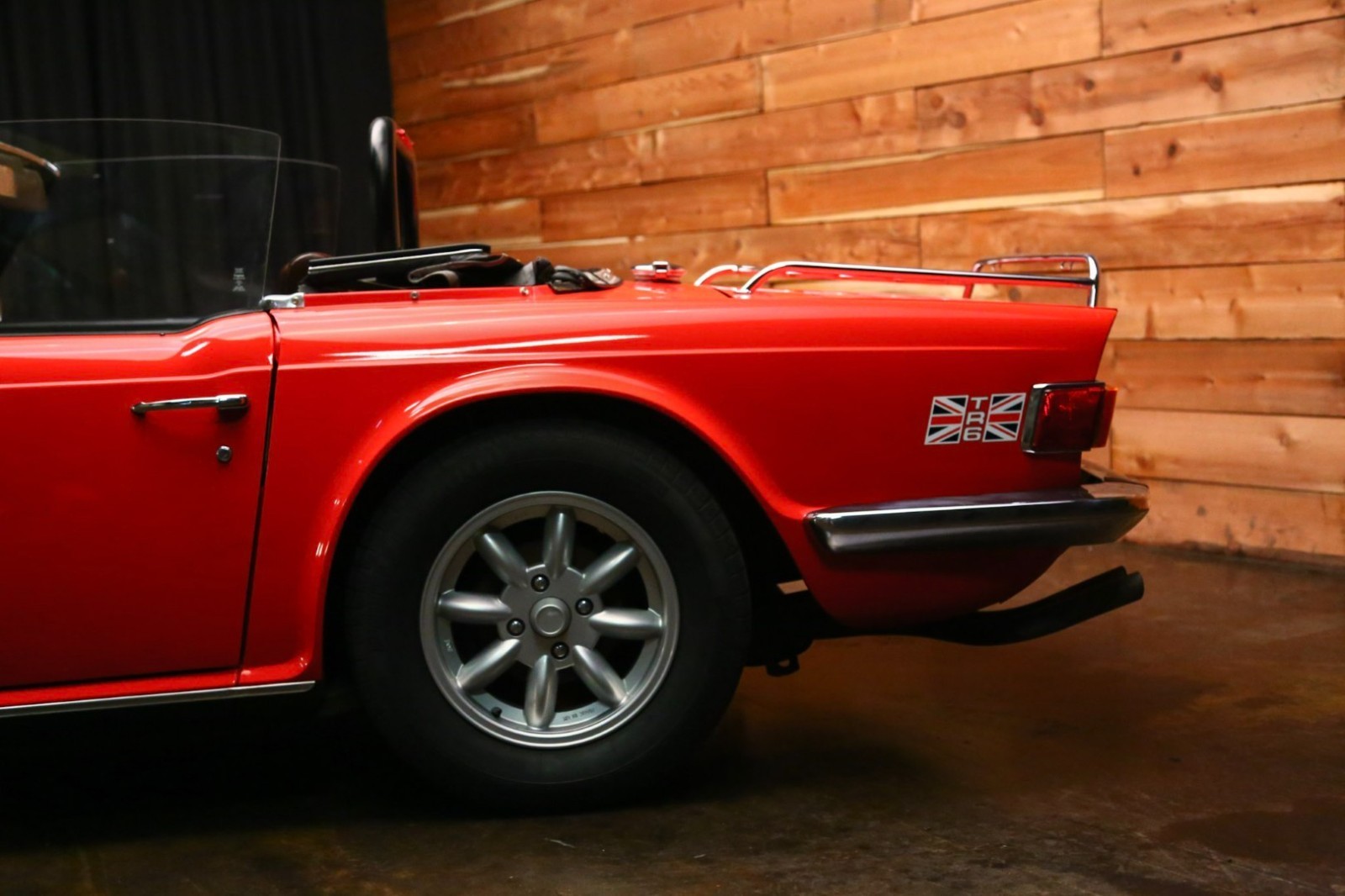 Triumph-TR-6-1976-11