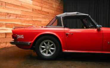 Triumph-TR-6-1976-13