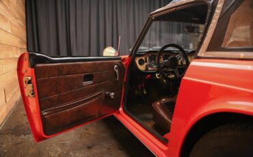 Triumph-TR-6-1976-15