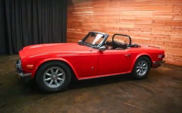 Triumph-TR-6-1976-5