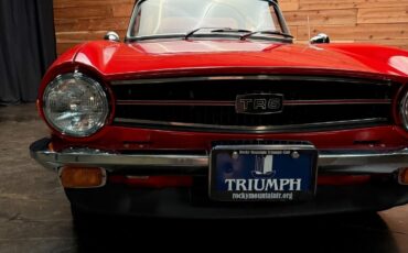 Triumph-TR-6-1976-8